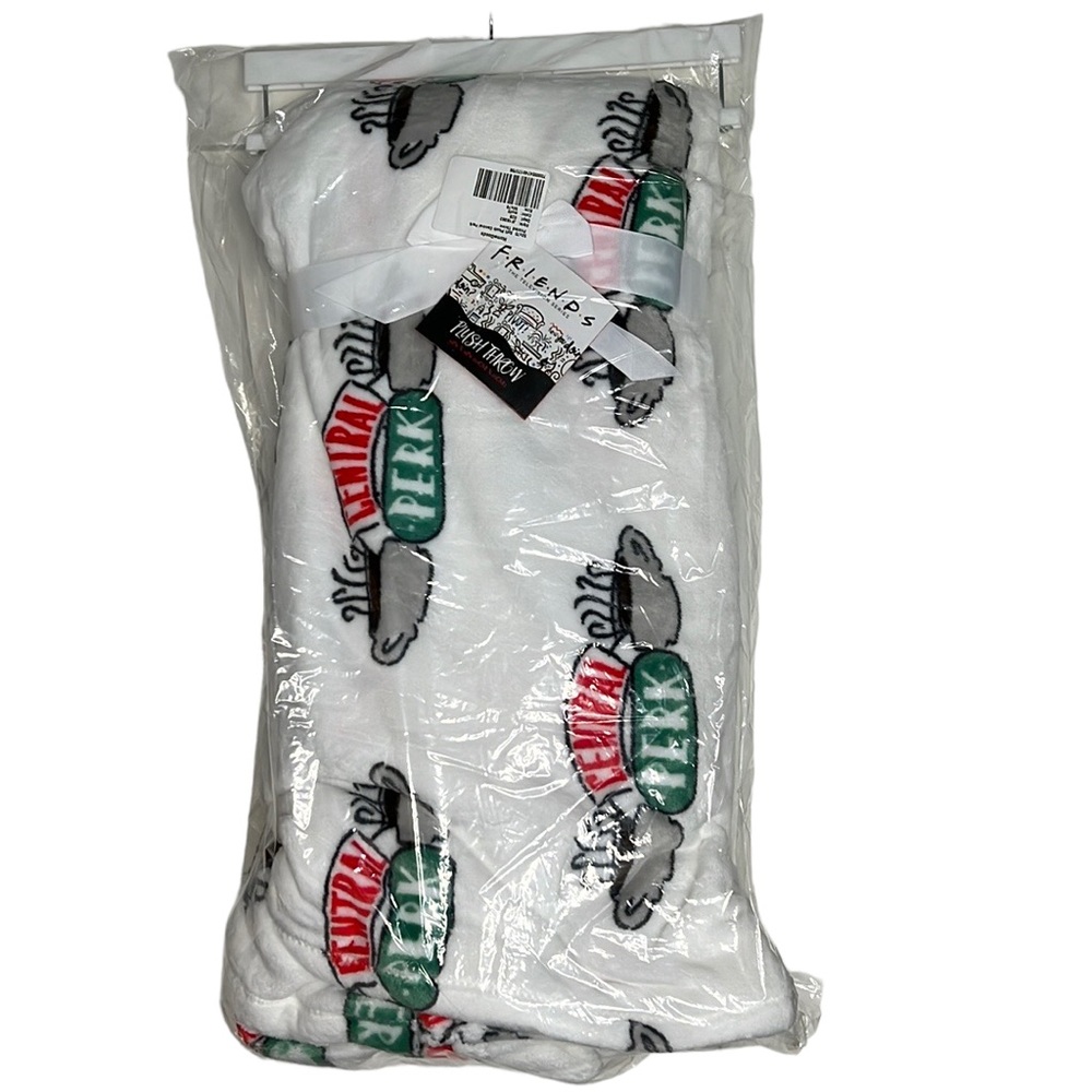 NWT Friends Central Perk Fleece Throw blanket